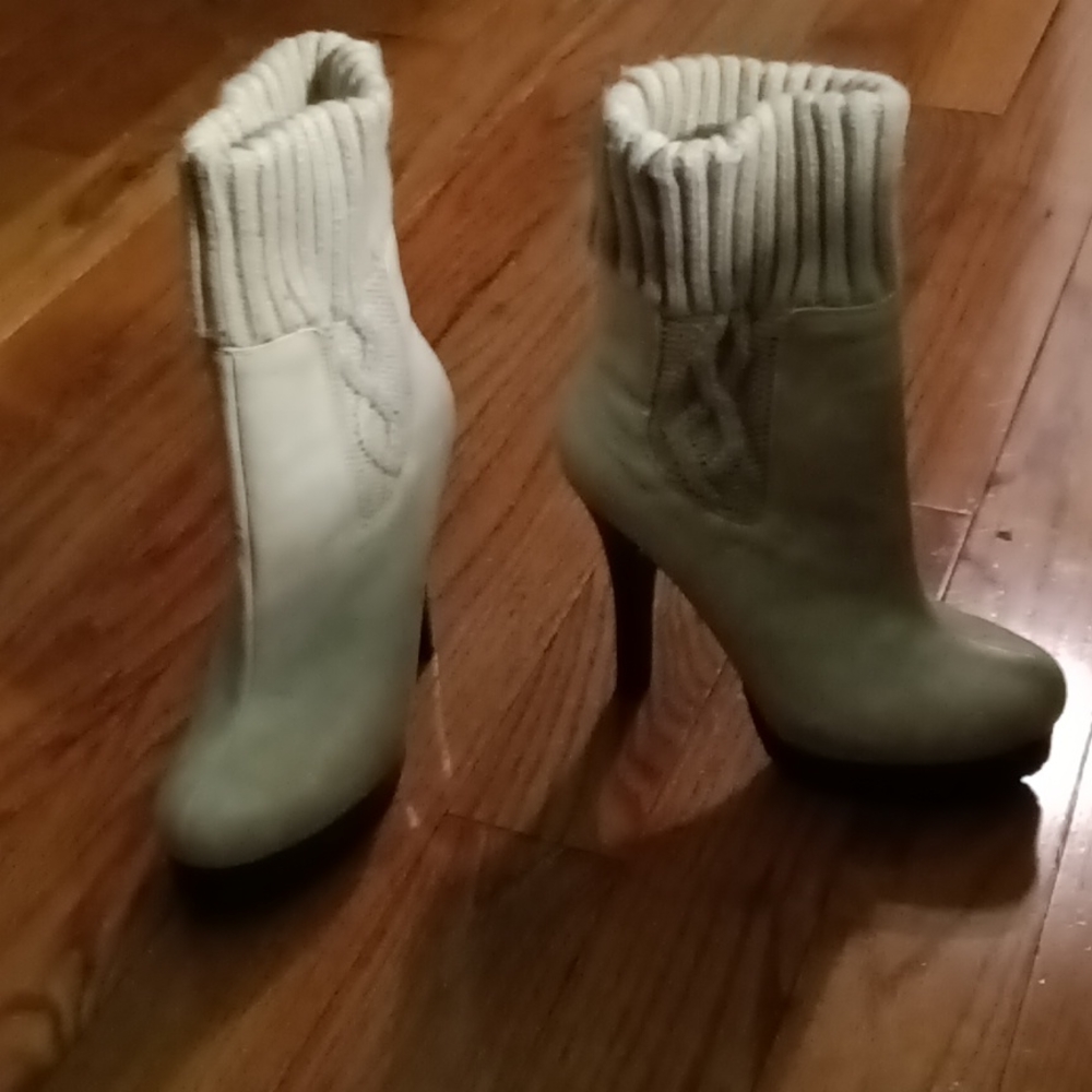 Women's boots